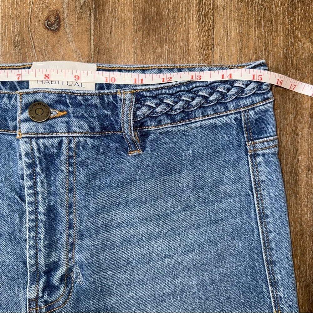 Habitual Easton Wide Leg High Rise Crop Jeans Size 8/29 braid - Picture 3 of 12